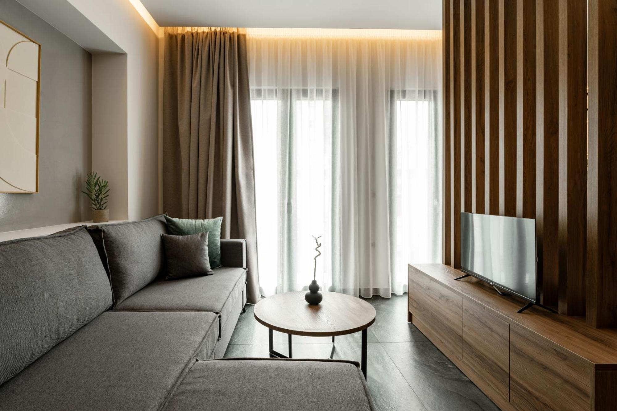 Omikron Luxury Residences Heraklion Exteriör bild