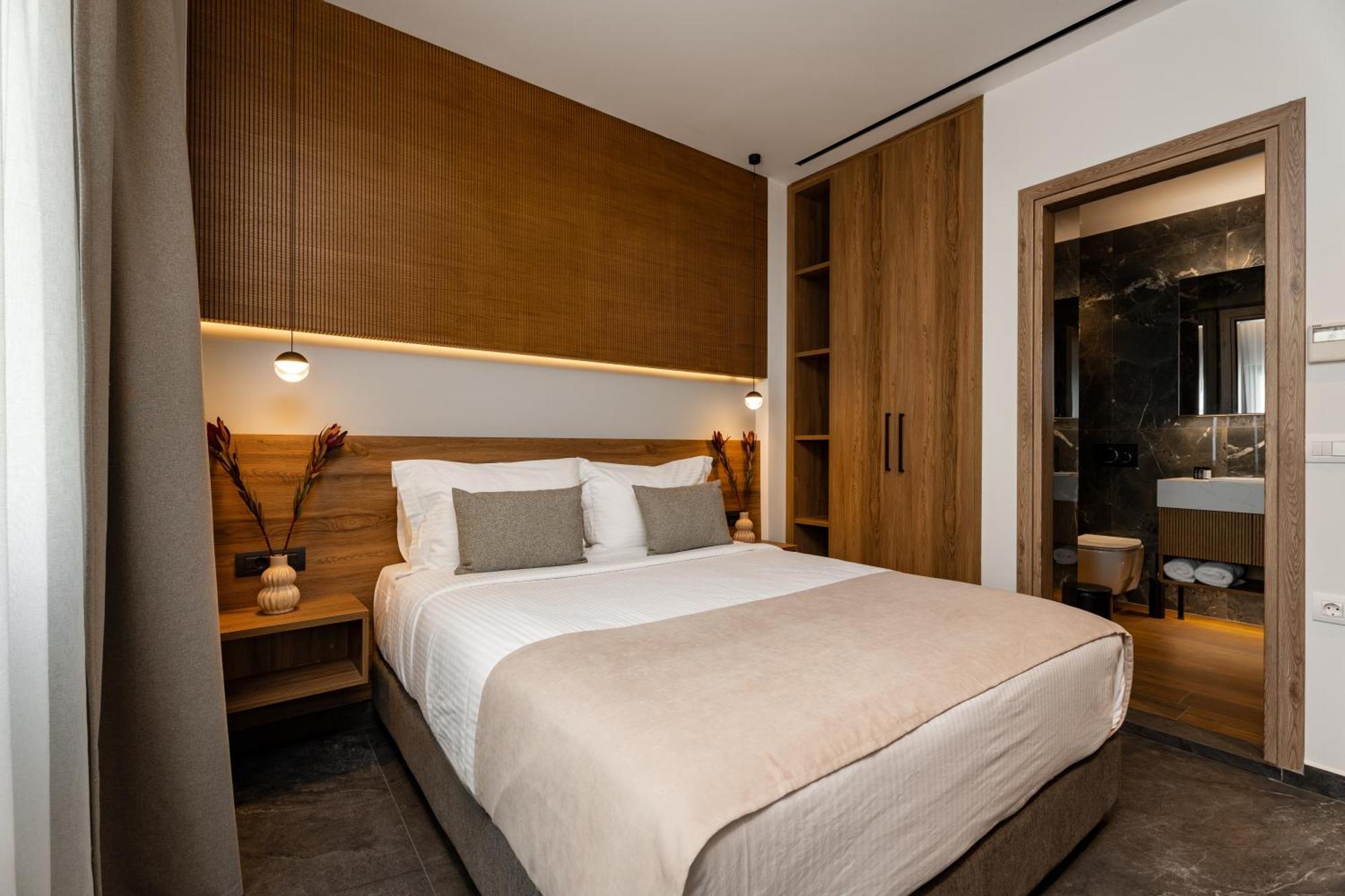 Omikron Luxury Residences Heraklion Exteriör bild