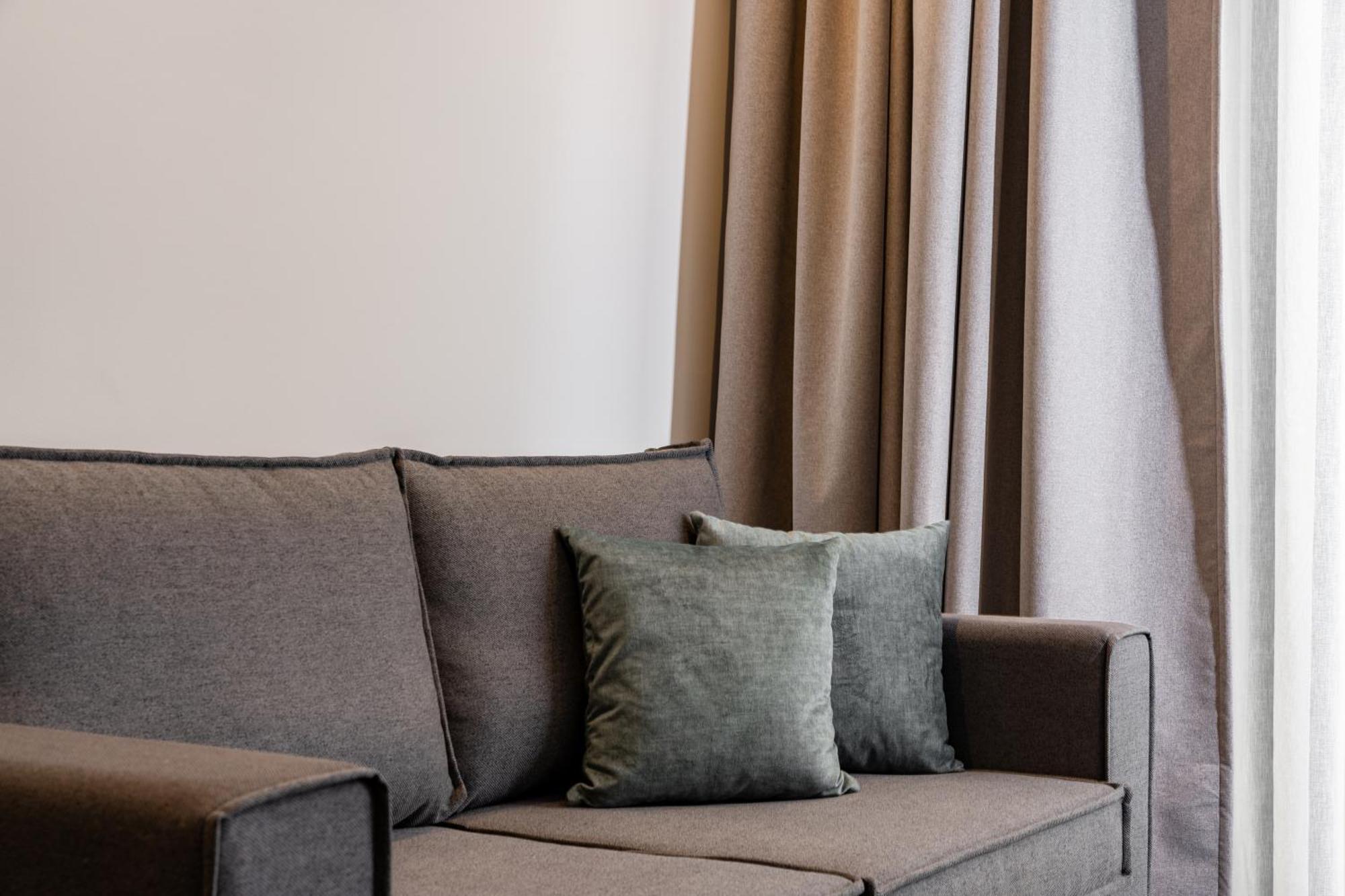 Omikron Luxury Residences Heraklion Exteriör bild