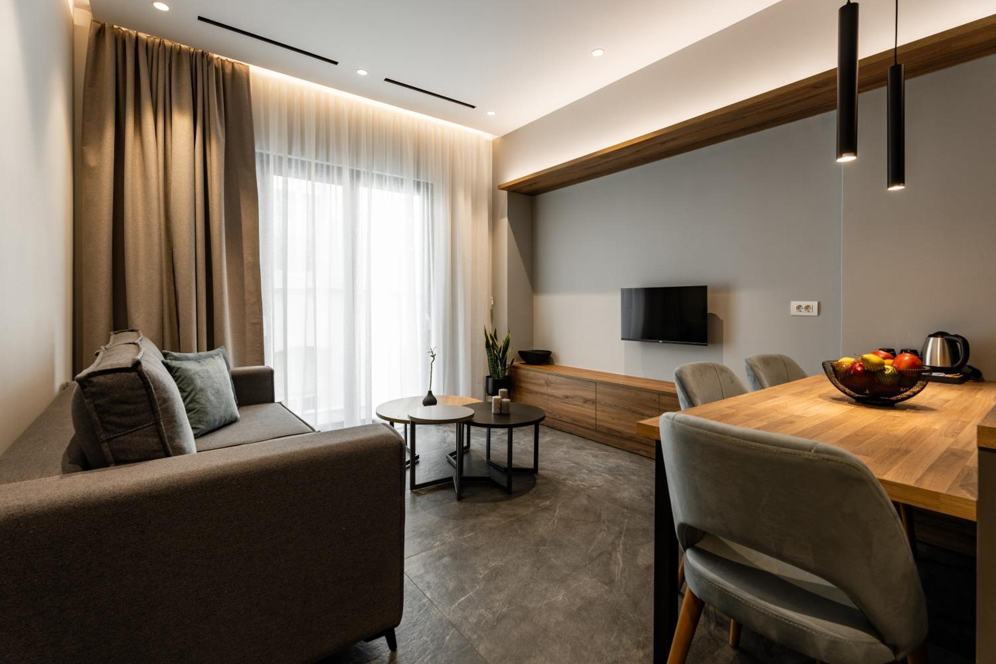 Omikron Luxury Residences Heraklion Exteriör bild