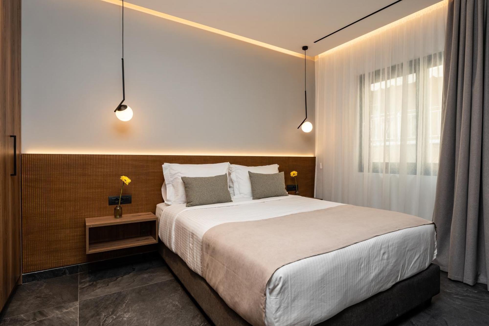 Omikron Luxury Residences Heraklion Exteriör bild