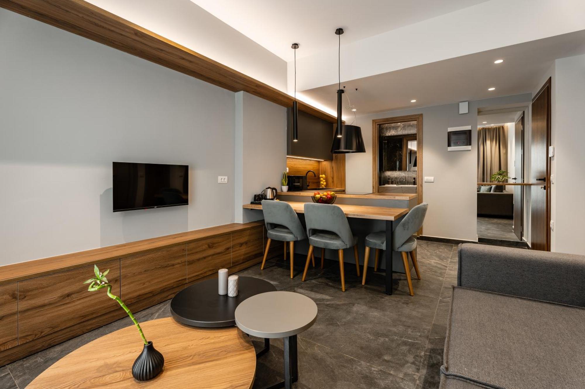 Omikron Luxury Residences Heraklion Exteriör bild